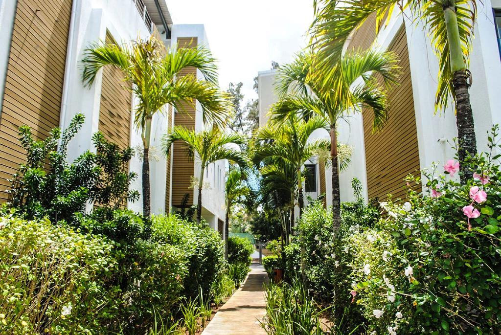 Cap Ouest Luxury Penthouse By Dream Escapes Apartment Flic en Flac Exterior photo